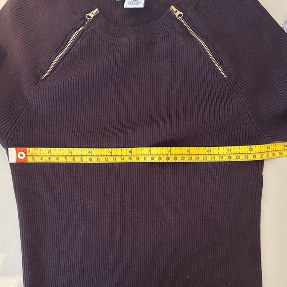 Carmen Marc Valvo Brown Ribbed Stretch Fitted Sweater Petite Medium Pre-owned - Picture 7 of 8
